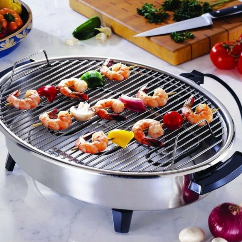Saladmaster Smokeless Grill with Electric Heating and Oval Cooking Surface
